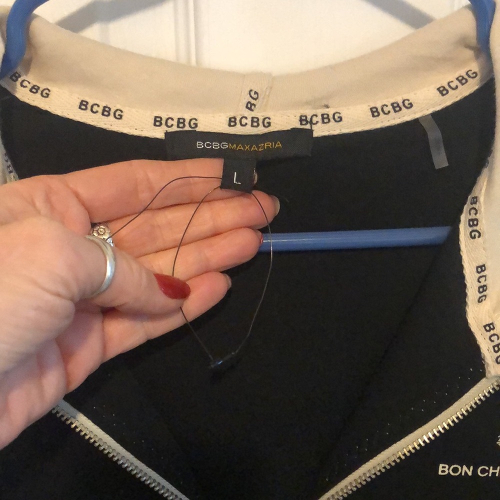 BCBG light weight jacket - Picture 6 of 7